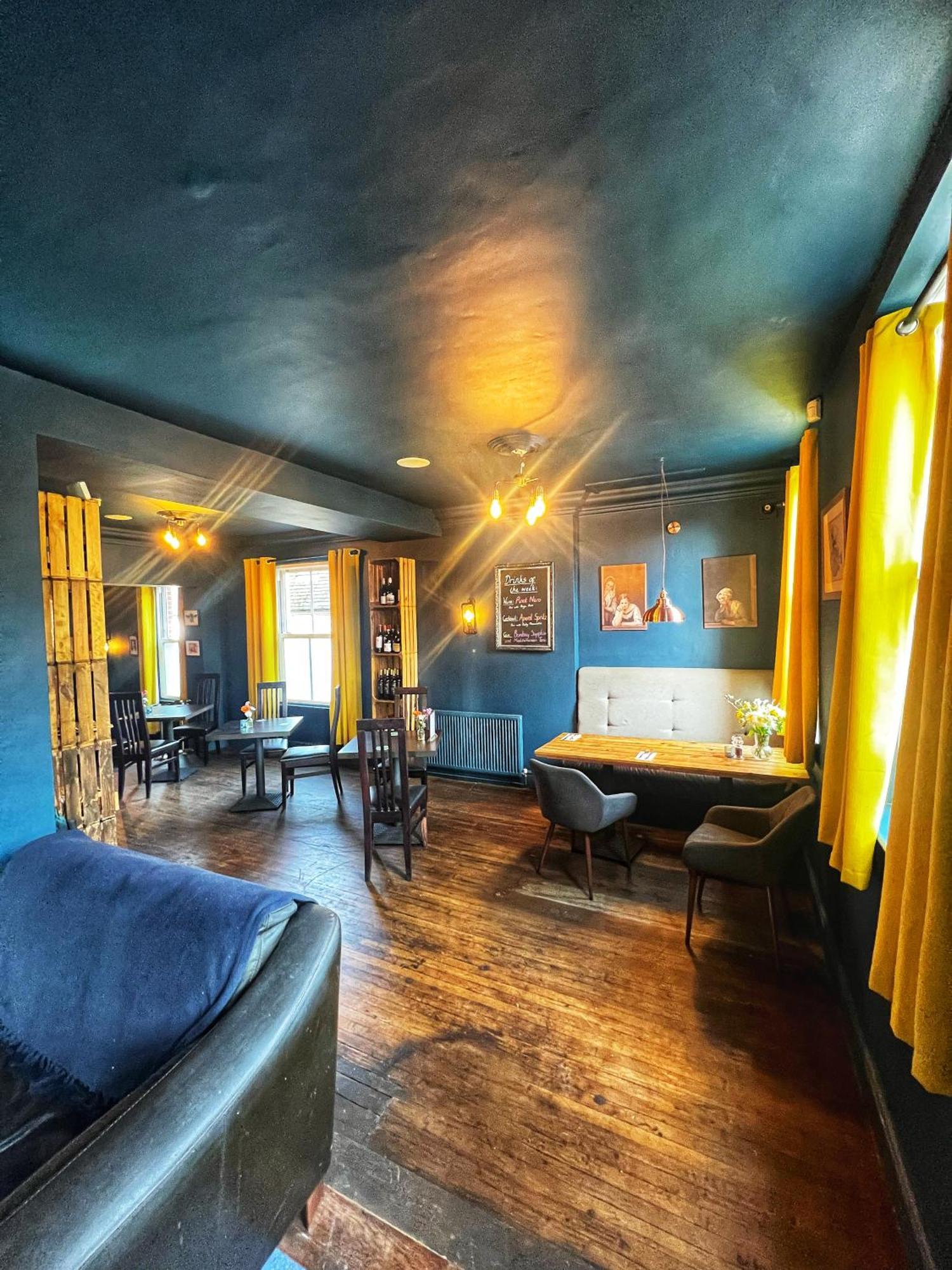The Buxted Inn Zewnętrze zdjęcie